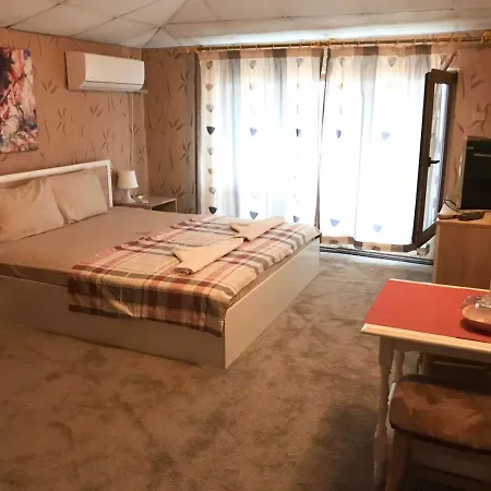 Urdoviza Gæstehus 3*